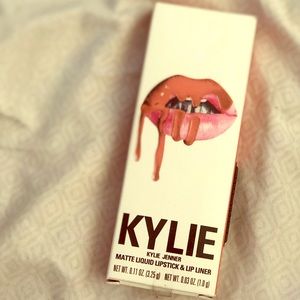 KYLIE COSMETICS LIP KIT - DIRTY PEACH